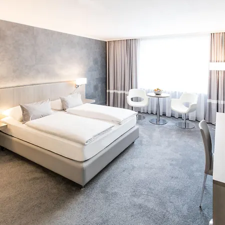 ريليكسا 4*